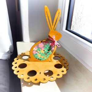 Stojánek na vajíčka - velikonoční zajíc malovaný